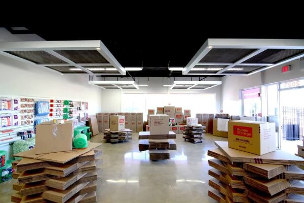 Public Storage - Glendale Heights - 2023 Schmale Rd - 2023 Schmale Rd