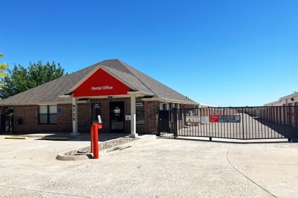 Public Storage - Oklahoma City - 9720 SW 15th St - 9720 SW 15th St
