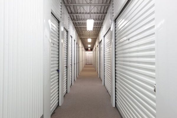 Public Storage - Edina - 7225 Bush Lake Rd - 7225 Bush Lake Rd
