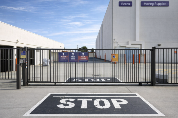Public Storage - Artesia - 11635 Artesia Blvd - 11635 Artesia Blvd
