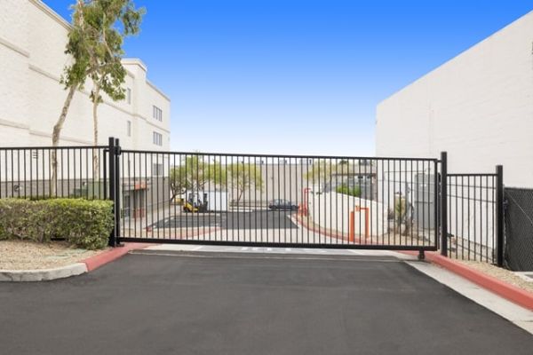 Public Storage - San Diego - 8866 Miramar Road - 8866 Miramar Road