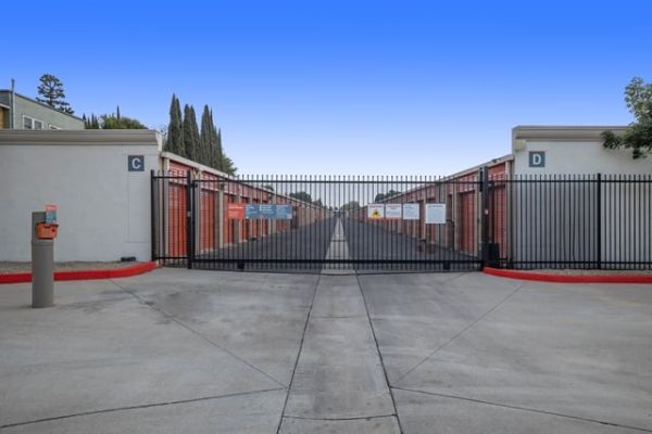 Public Storage - Long Beach - 2506 Atlantic Ave - 2506 Atlantic Ave