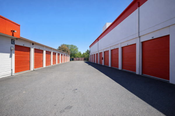 Public Storage - Beaverton - 6500 SW 110th Court - 6500 SW 110th Court