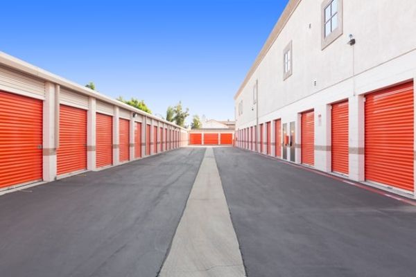 Public Storage - Northridge - 9920 Balboa Blvd - 9920 Balboa Blvd