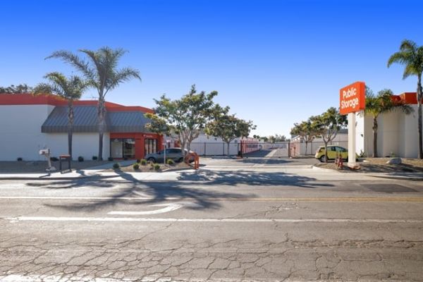 Public Storage - Ventura - 4400 McGrath St - 4400 McGrath St