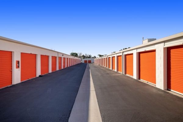 Public Storage - Ventura - 4400 McGrath St - 4400 McGrath St