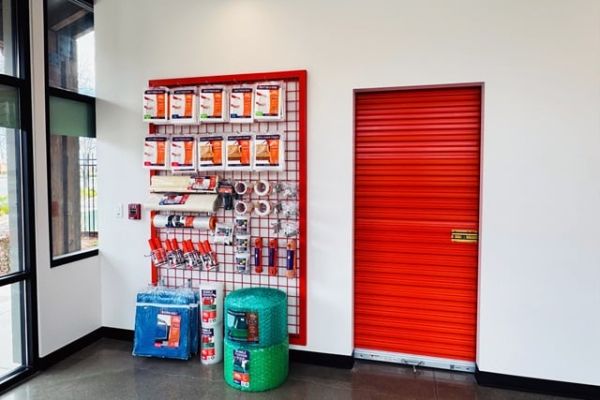 Public Storage - Pleasanton - 3716 Stanley Blvd - 3716 Stanley Blvd