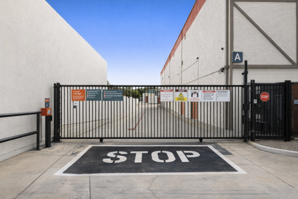 Public Storage - La Habra - 760 South Beach Blvd - 760 South Beach Blvd