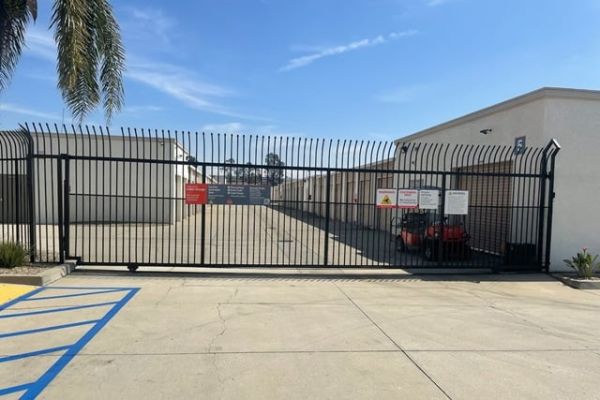 Public Storage - Rancho Cucamonga - 8949 Hermosa Ave - 8949 Hermosa Ave