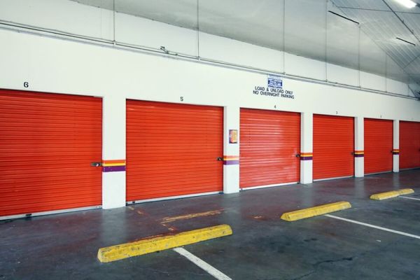Public Storage - Seattle - 1515 13th Ave - 1515 13th Ave