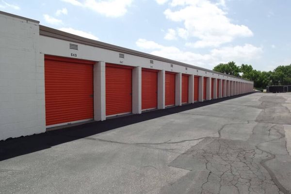Public Storage - Thornton - 7333 York Street - 7333 York Street