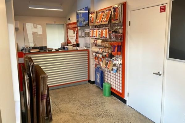 Public Storage - Woodinville - 14525 NE N Woodinville Way - 14525 NE N Woodinville Way
