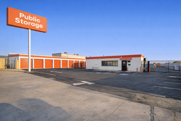 Public Storage - Sun Valley - 11838 Sheldon Street - 11838 Sheldon Street