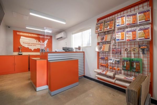 Public Storage - Sun Valley - 11838 Sheldon Street - 11838 Sheldon Street