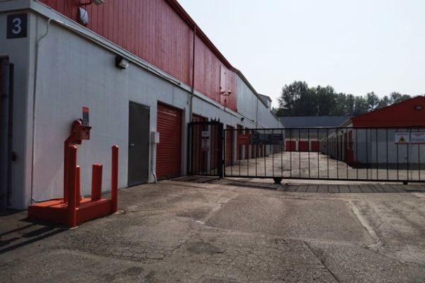 Public Storage - Bellevue - 13105 SE 30th Street - 13105 SE 30th Street