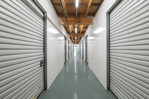 Public Storage - Los Angeles - 3821 Jefferson Blvd - 3821 Jefferson Blvd