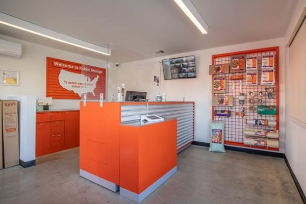 Public Storage - Anaheim - 1290 N Lakeview Ave - 1290 N Lakeview Ave