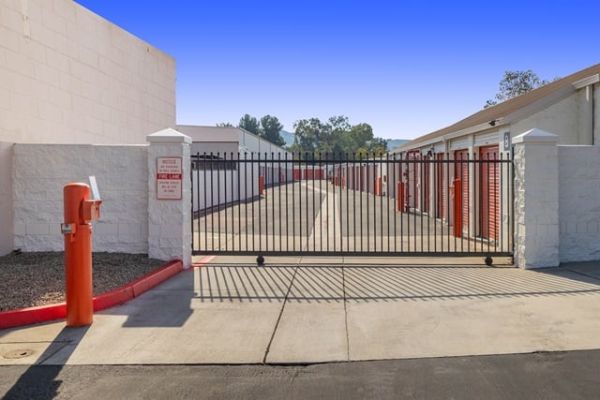 Public Storage - West Covina - 2710 E Garvey Ave S - 2710 E Garvey Ave S