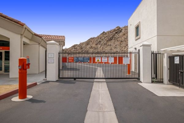 Public Storage - Palm Desert - 72150 Fred Waring Drive - 72150 Fred Waring Drive