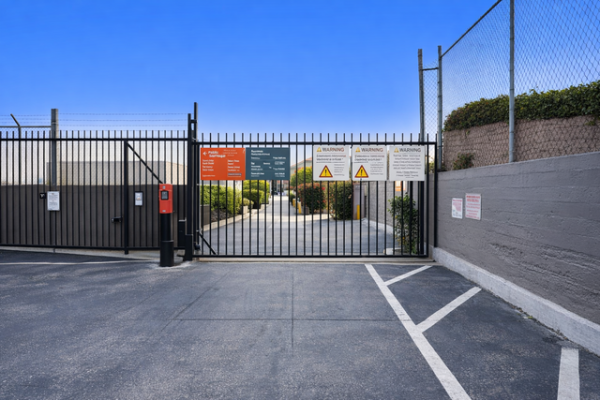 Public Storage - San Francisco - 2690 Geary Blvd - 2690 Geary Blvd