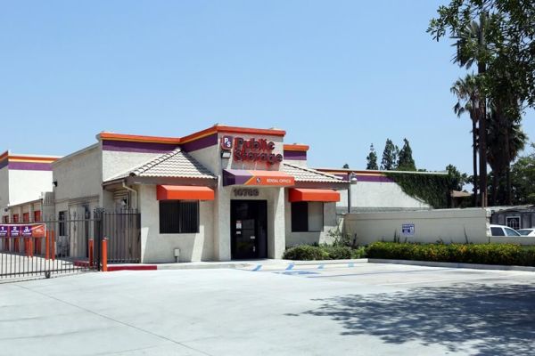 Public Storage - Riverside - 10789 Hole Ave - 10789 Hole Ave