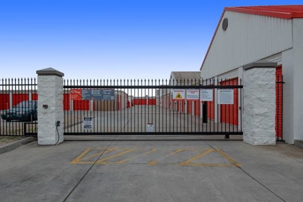 Public Storage - Oakley - 1625 Main Street - 1625 Main Street