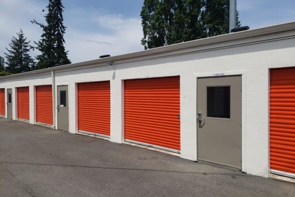 Public Storage - Burien - 18041 Des Moines Memorial Dr - 18041 Des Moines Memorial Dr