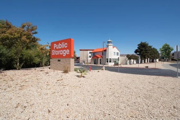 Public Storage - Hayward - 2525 Whipple Road - 2525 Whipple Road
