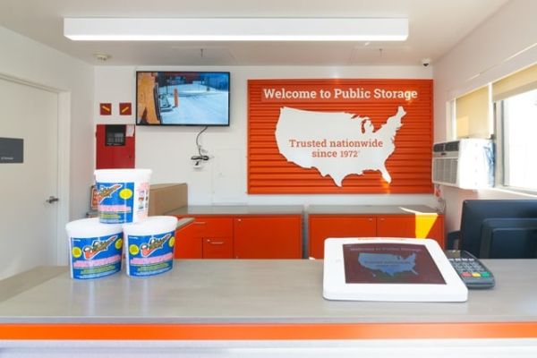 Public Storage - Los Angeles - 11802 W Washington Blvd - 11802 W Washington Blvd