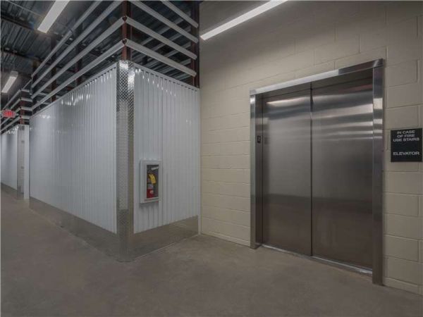 Extra Space Storage - 8941 - Santa Fe - Rodeo Park Dr E - 2977 Rodeo Park Drive East