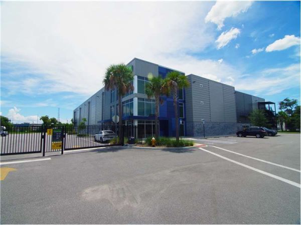Extra Space Storage - 7192 - St Petersburg - 7th Ave N - 1650 7th Avenue North