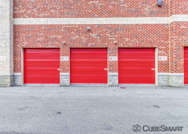 CubeSmart Self Storage - Indianapolis North Illinois Street - 2135 North Illinois Street