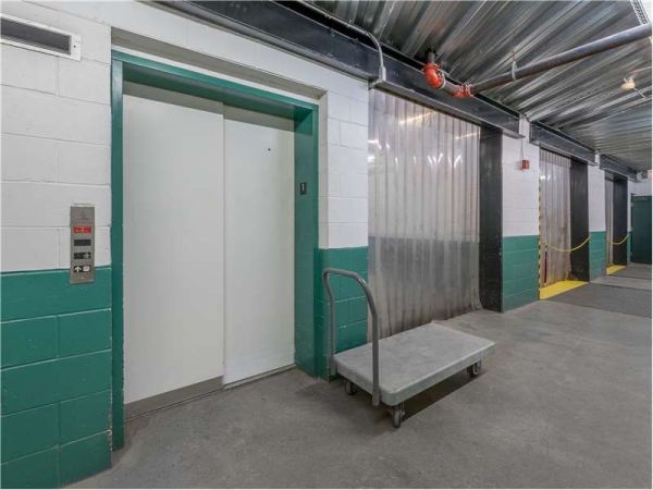 Extra Space Storage - 1056 - Dedham - Milton St - 171 Milton Street