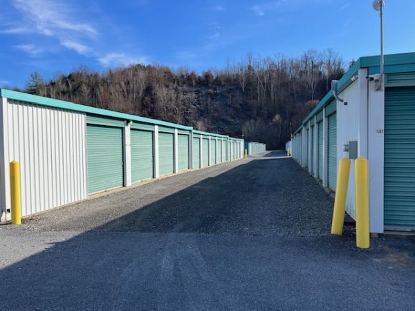 Budget Store and Lock Bangor 2 - 725 Bill Scott Boulevard