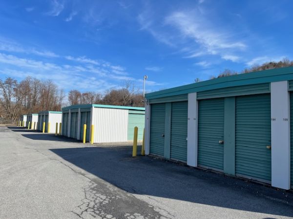 Budget Store and Lock Bangor 2 - 725 Bill Scott Boulevard
