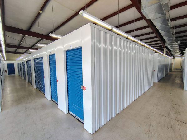 10 Federal Storage - Airport Pkwy - 9951 Airport Parkway