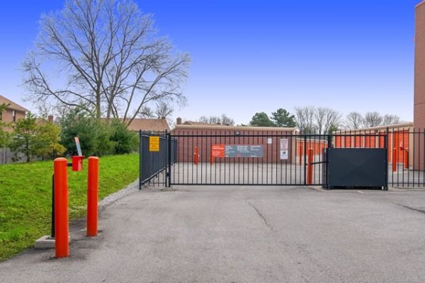 Public Storage - Powell - 7860 Smoky Row Rd - 7860 Smoky Row Rd