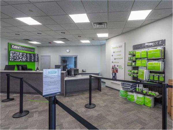 Extra Space Storage - 7253 - Chicago Ridge - Central Ave - 10800 Central Avenue