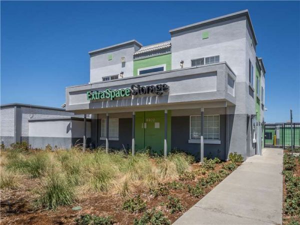Extra Space Storage - 1674 - Gilroy - Murray Ave - 8900 Murray Avenue