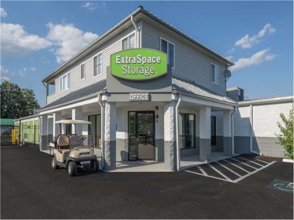 Extra Space Storage - 0269 - Rocky Hill - Cromwell Ave - 1156 Cromwell Avenue