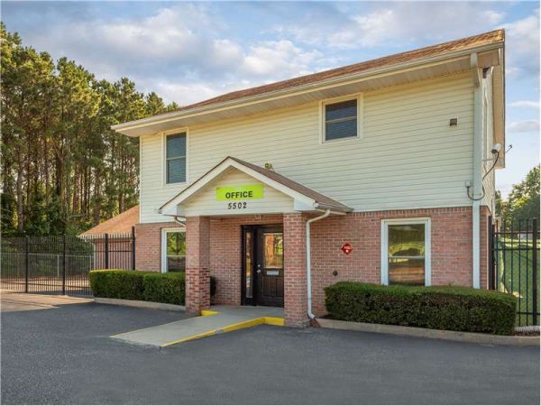 Extra Space Storage - 8179 - Stone Mountain - Memorial Dr - 5502 Memorial Drive
