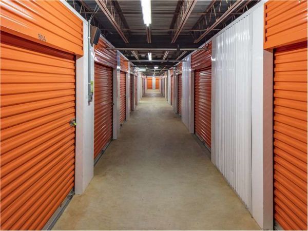 Extra Space Storage - 8523 - Kensington - Nicholson Court - 4950 Nicholson Court