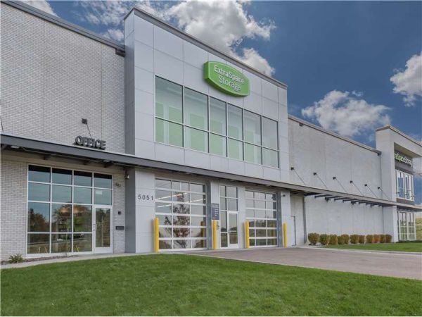 Extra Space Storage - 8646 - St. Louis Park - Hwy 7 - 5051 Minnesota 7