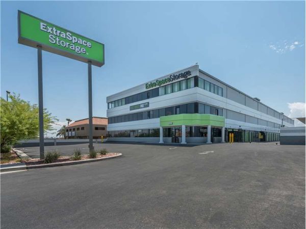 Extra Space Storage - 0529 - Las Vegas - W Charleston Blvd - 5801 West Charleston Boulevard