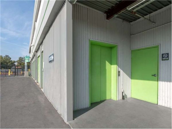 Extra Space Storage - 1737 - Las Vegas - Bonanza Rd - 4851 East Bonanza Road