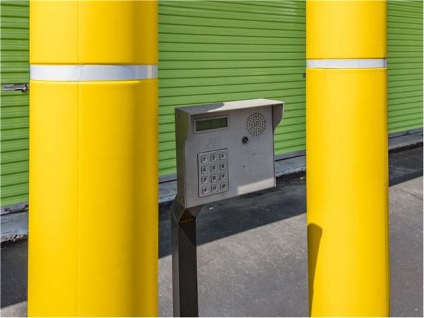 Extra Space Storage - 1054 - Metuchen - Bridge St - 60 Bridge Street