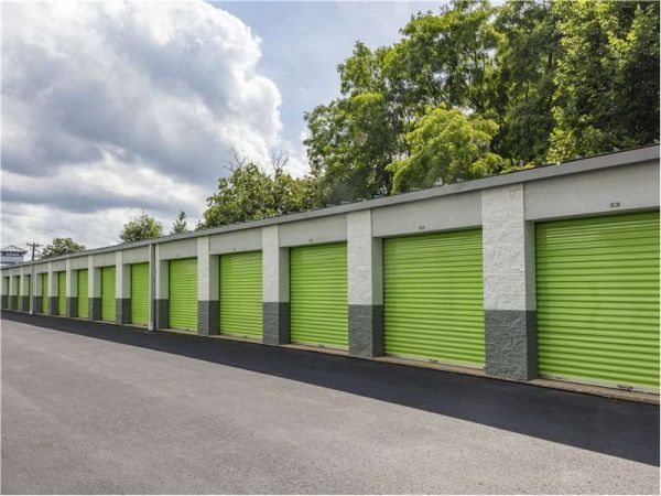 Extra Space Storage - 1054 - Metuchen - Bridge St - 60 Bridge Street