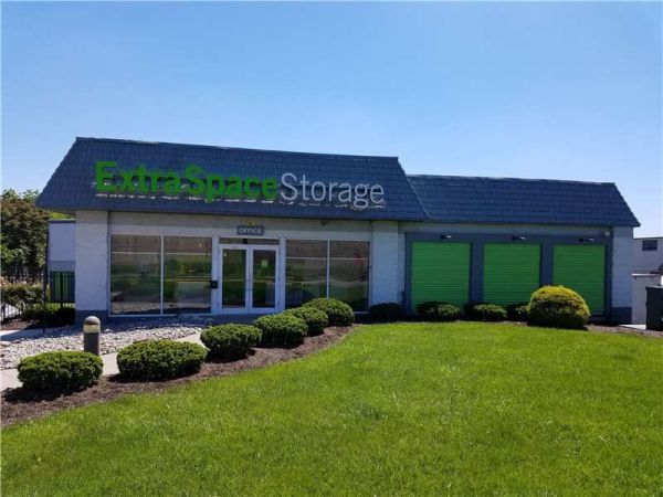 Extra Space Storage - 1329 - Avenel - Rahway Av - 1420 Rahway Avenue