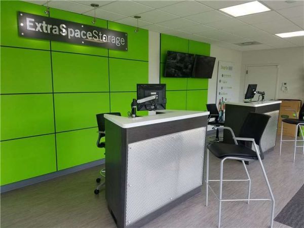 Extra Space Storage - 1329 - Avenel - Rahway Av - 1420 Rahway Avenue