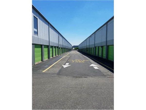Extra Space Storage - 1329 - Avenel - Rahway Av - 1420 Rahway Avenue